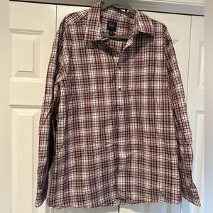 Men’s Button down dress shirt. Size XXL. Tailored fit.